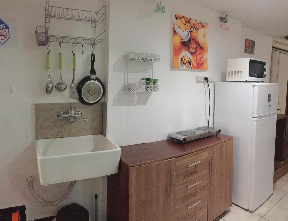 Dotan'S Boutique Guesthouse - By The Beach! Tel Aviv Exterior photo